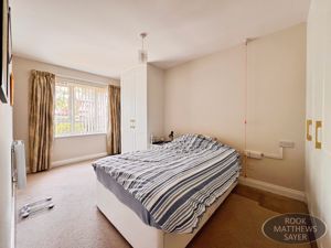 Photo 5- click for photo gallery